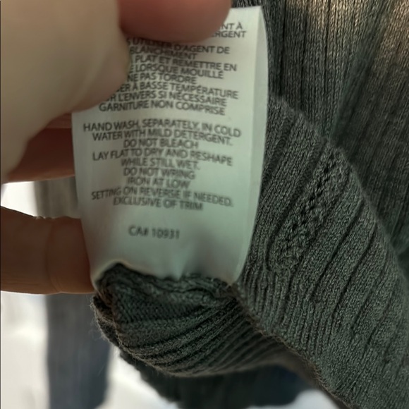 Grey Lightweight Knit Long Sleeve Top - Picture 5 of 6